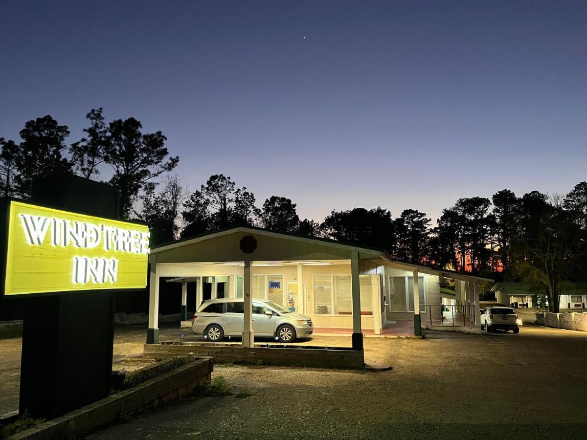 Windtree Inn Grove Hill Exterior photo